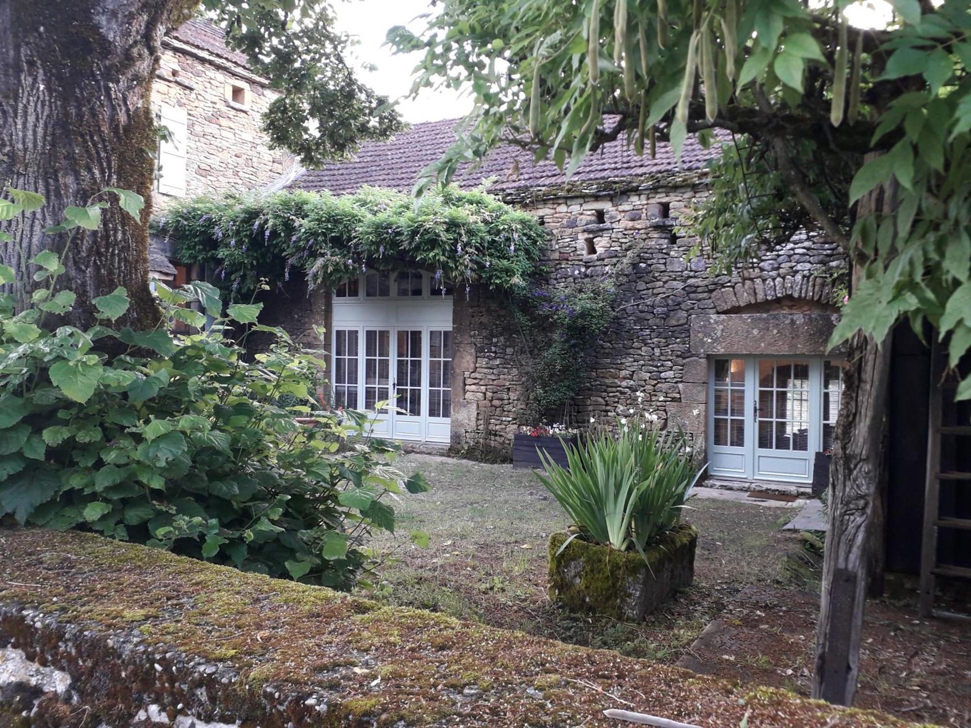 La Libellule And Le Papillon Gites At Les Leroux, Near Frayssinet-le-Gélat Exteriör bild